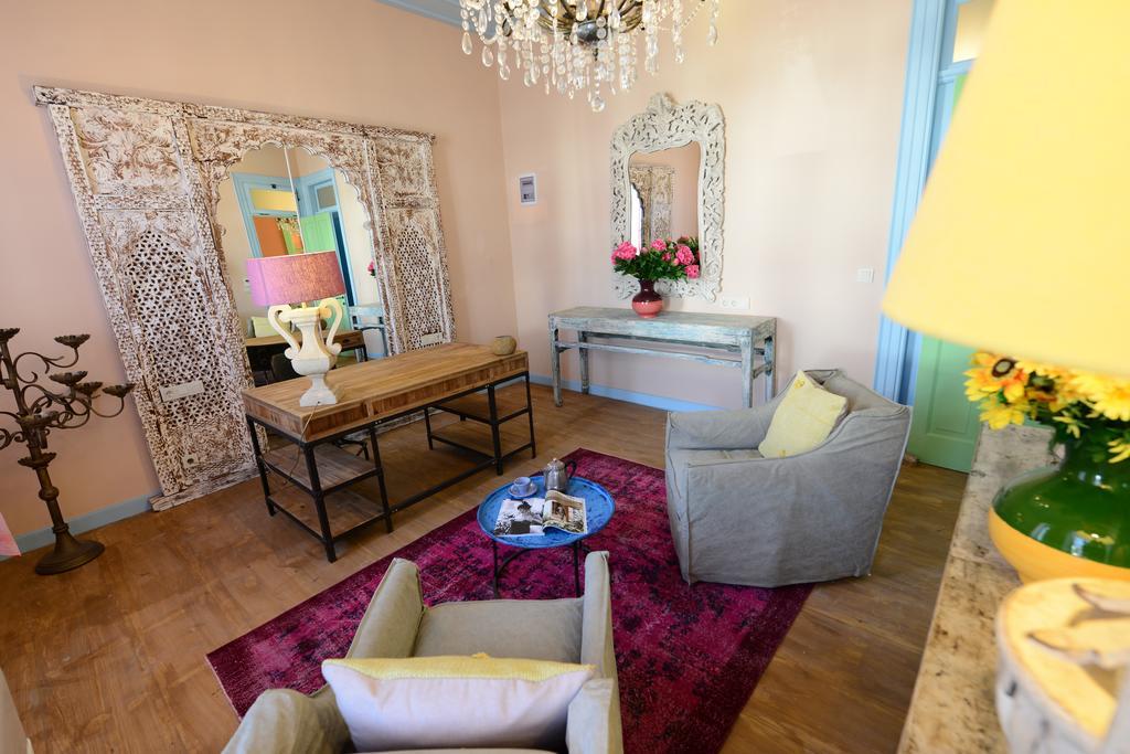 Marge Hotel Çeşme Εξωτερικό φωτογραφία